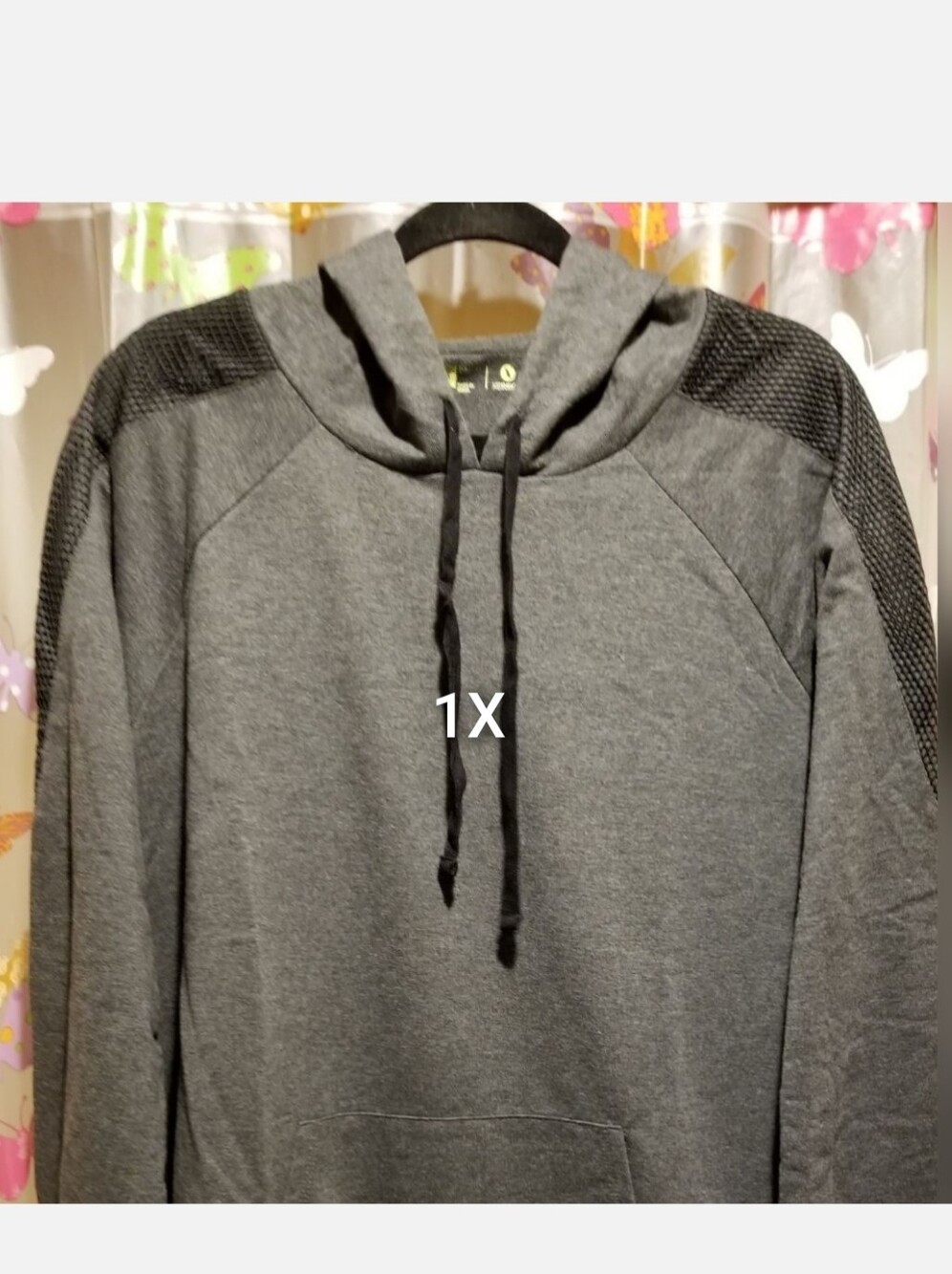 NEW SZ 1X GRAY AND BLACK MESH HOODIE